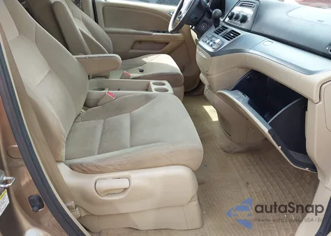 2009 Honda Odyssey Ex z USA, uszkodzony, nr VIN 5FNRL38499B050899